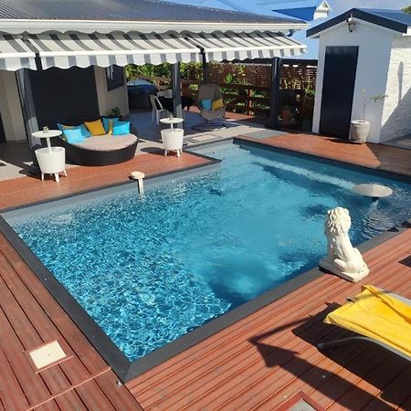 MALAKA F1 TOUT CONFORT Le Moule avec Piscine Extérieur photo